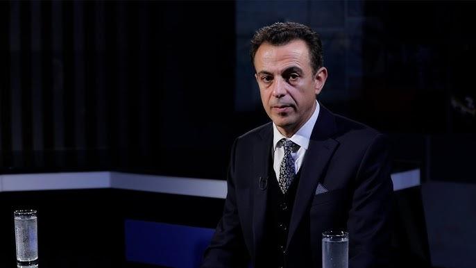 Արթուր Խաչիկյանի դիտարկմամբ՝ իշխանությունները զիջել են Սյունիքով ճանապարհը:  «Քայլ առ քայլ դանակը հասնում է ձեր վզին: Եթե ապրել չեք ուզում, պետություն չեք ուզում ունենալ, ի՞նչ կարող ենք անել: Այն փաստը, որ նախկինները ձեզանից շատ փող ունեին, ձեզ ավելի ջղայնացրեց, քան Արցախի կորուստը»,- շեշտեց նա: