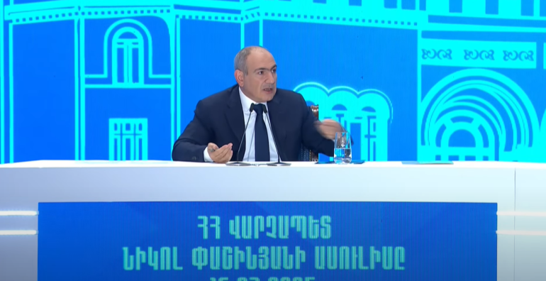 Ինչ վերաբերում է ԱՄՆ-ին, մենք առաջարկներ ստանում ենք, և այդ առաջարկների մասին դուք ուղիղ կամ անուղղակի, այսպես թե այնպես, իմանում եք: Մենք : Այս մասին ասուլիսի ընթացքում ասել է վարչապետ Նիկոլ Փաշինյանը:  Փաշինյանը  անդրադարձել է  նաև «միջանցք» բառի շուրջ ձևավորված հանրային և քաղաքական զգայունությանը:  Փաշինյանը, որպես օրինակ նշել է, որ Հայաստանի «Հյուսիս-հարավ» տրանսպորտային ճանապարհը պաշտոնական փաստաթղթերում կրում է  «Հյուսիս-հարավ» տրանսպորտային միջանցք անվանումը:  «2020 թվականի նոյեմբերի 9-ից հետո «միջան