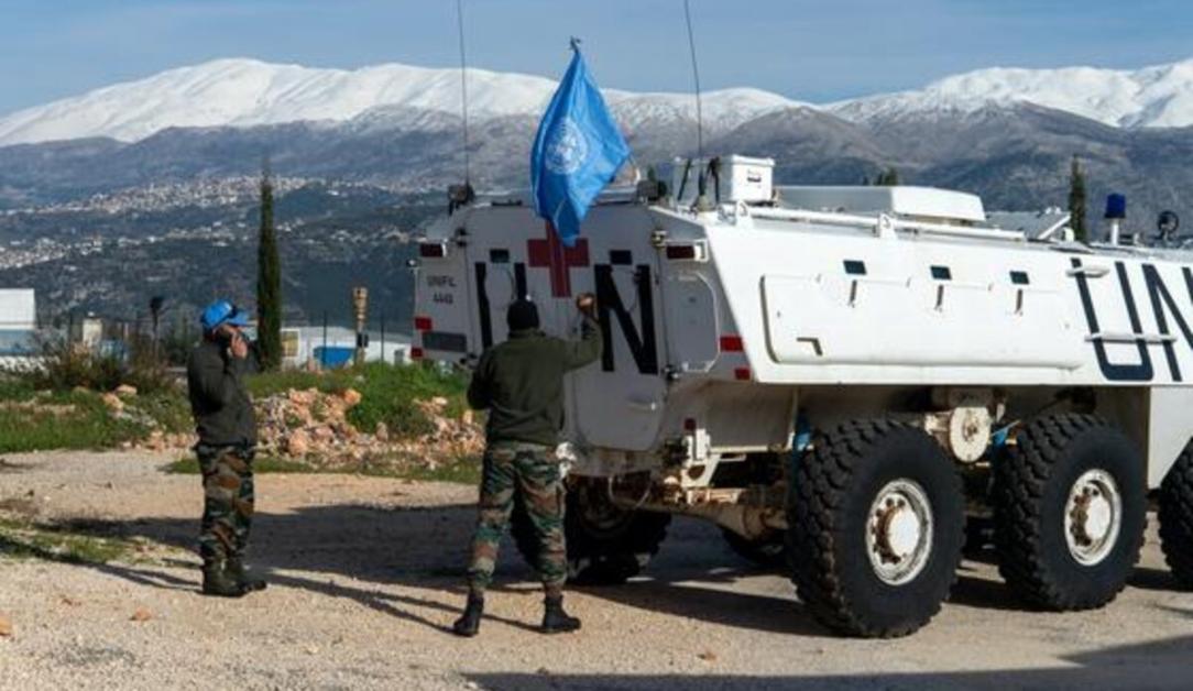 Իսրայելի զինվորականներն անօդաչու թռչող սարքերից չորս նռնակ են նետել Լիբանանում՝ անմիջապես ՄԱԿ-ի ժամանակավոր ուժերի (UNIFIL) անձնակազմի մոտ: Այս մասին  հաղորդել է UNIFIL-ի մամուլի ծառայությունը։    «Երեկ առավոտյան Իսրայելի պաշտպանության բանակը (ԻՊԲ) անօդաչու թռչող սարքերից չորս նռնակ է նետել UNIFIL-ի խաղաղապահների մոտ, որոնք աշխատում էին ճանապարհային արգելապատնեշները վերացնելու վրա, որոնք սահմանափակում էին խաղաղապահների մուտքը դեպի «Կապույտ գծի» (իսրայելալիբանանյան սահման) մոտ գտնվող իրենց դիրք», - ասվում է 