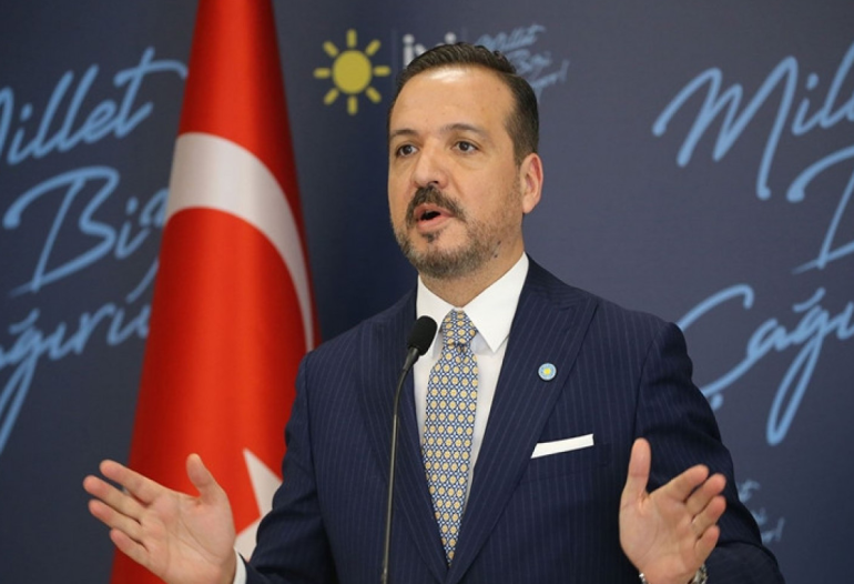 Թուրքիայի իշխող «Արդարություն և զարգացում» կուսակցության փոխնախագահ, թյուրքական պետությունների հետ հարաբերությունների գլխավոր վարչության ղեկավար Քուրշադ Զորլուն կայցելի Նախիջևան։ Այս մասին նա հայտնել է X սոցիալական ցանցում։   «Այսօր Նախիջևան - Իգդիր գծի մեր առաջին կանգառը կլինի Նախիջևանում ՝ թյուրքական աշխարհի ռազմավարական կենտրոններից մեկում, որը մենք անվանում ենք «Թյուրքական դարպասներ»։ Խաղաղությունն ու բարեկեցությունը, որ Ադրբեջանի և Թուրքիայի եղբայրությունը կստեղծի տարածաշրջանում, բխելու են հենց այստեղի