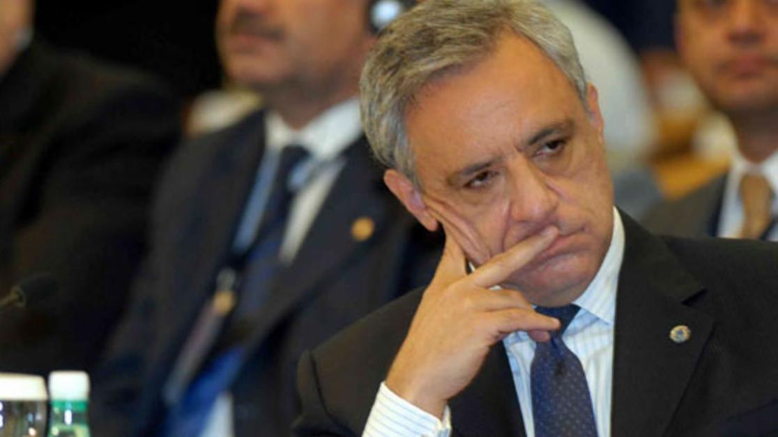 Հայաստանի նախկին արտգործնախարարն արձագանքել է Երևանի և Իսլամաբադի միջև դիվանագիտական հարաբերություններ հաստատելու լուրին։   Հայաստանի և Պակիստանի միջև դիվանագիտական հարաբերությունների իրական գինը Լեռնային Ղարաբաղի կորուստն է և 150 հազար մարդու բռնի տեղահանումը։   Այս մասին հայտարարել է ՀՀ նախկին արտգործնախարար Վարդան Օսկանյանը:  «Պակիստանը երեք տասնամյակ շարունակ հրաժարվում էր ճանաչել Հայաստանին Լեռնային Ղարաբաղի պատճառով։ Իսկ հիմա իբր կարող ենք ունենալ «բարեկամական հարաբերություններ»։ Ինչ հիանալի դիվանագիտ