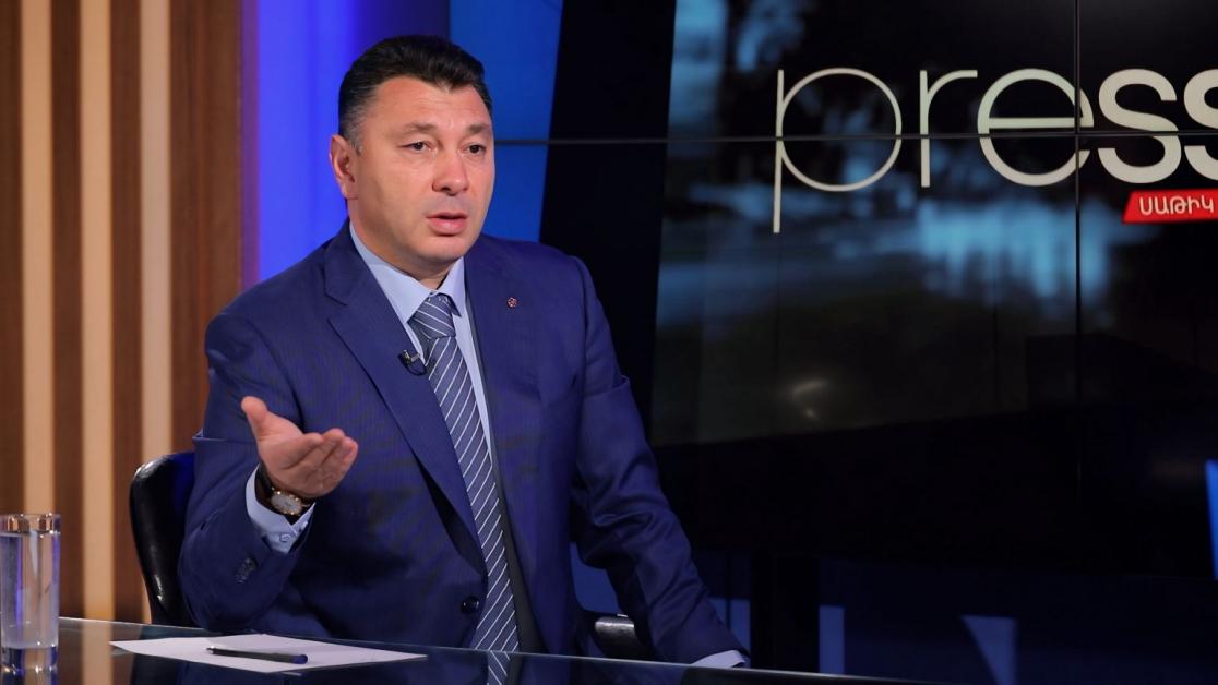 Շարմազանով 