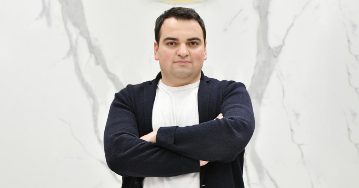 «Մեր ձևով» շարժման համակարգող Նարեկ Կարապետյանն անդրադարձել է Ադրբեջանի նախագահի հայտարարությանը։  ««Քարտեզի վրա չկա Սևանա լիճ, կա Գոյչա։ Մենք պետք է վերադառնանք մեր պատմական հողեր», — Ալիևը հայտարարել է այս շաբաթ։  1908 թվականին Օսմանյան կայսրությունում հեղափոխություն էր։  Երիտթուրքերը եկել էին իշխանության «Միություն և առաջադիմություն» կարգախոսով։  Հայ գրեթե բոլոր գործիչները ոգևորվել էին և աջակցում էին նրանց։  Պայմանավորվել էին, որ հայերը պետք է զինաթափվեն, իսկ դրա դիմաց կստանան քաղաքակիրթ ձևով իրենց կարիք