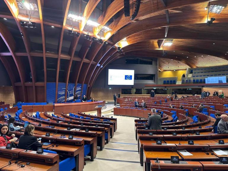 ԵԽԽՎ-ում բանաձև է ընդունվել Բաքվում գերեվարված հայերի ազատ արձակման պահանջով  «ԵԽԽՎ «Վեհաժողովի մոնիտորինգի ընթացակարգի առաջընթացը» բանաձևով Ադրբեջանին վերաբերող հատվածում նաև կոչ է արվում ազատ արձակել այնտեղ պահվող բոլոր հայերին»,- հայտնել է ԵԽԽՎ փոխնախագահ Ռուբեն Ռուբինյանը։