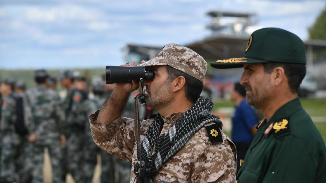 Եթե ԱՄՆ-ն հարձակվի Իրանի վրա, Իսլամական Հանրապետությունը հաղթանակ կտանի, հայտարարել է Աֆղանստանի գերագույն առաջնորդի խոսնակ Զաբիհուլլահ Մուջահիդը։    «Նախևառաջ, մենք պատերազմների և հակամարտությունների կողմնակից չենք։ Բայց... վերջին անգամ, երբ Իրանի Իսլամական Հանրապետությունը հարձակման ենթարկվեց, արդյունքը Իրանի հաղթանակն էր։ Եվ կարծում եմ, որ նույնը կպատահի նաև այս անգամ։ Որովհետև Իրանն ունի իշխանություն։ Իրանը ճիշտ է և ունի ինքնապաշտպանության իրավունք», - Մուջահիդի խոսքերն է մեջբերում աֆղանական AVA-press լ