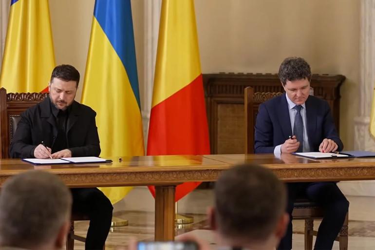 Ռումինիան և Ուկրաինան ստորագրել են անօդաչու թռչող սարքերի համատեղ արտադրության մասին համաձայնագիր։  Արտադրությունը նախատեսվում է տեղակայել Ռումինիայում։  Ավելին, կողմերը համաձայնել են համագործակցել էներգետիկայի ոլորտում և ստորագրել են երկրների միջև ռազմավարական գործընկերության մասին հռչակագիր։