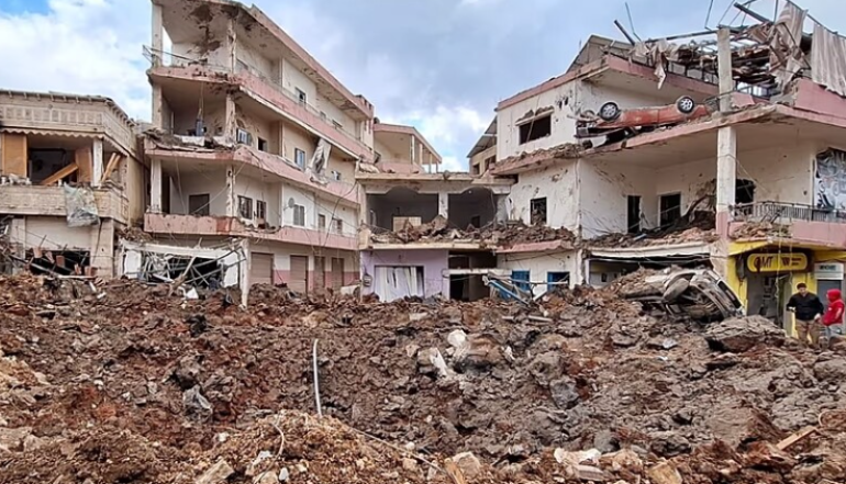 Գործողության ընթացքում ավելի քան 7,5 հազար հարված է հասցվել Իրանին։ Այս մասին հայտնում են Իրանի Զինված ուժերից։  Զինվորականների տվյալներով՝ Իրանի տարածքին հասցվել է մոտ 7,600 հարված, այդ թվում՝ ️ավելի քան 2,000 հարված՝ շտաբերին և օբյեկտներին, շուրջ 4,700 հարված՝ հրթիռային օբյեկտներին։  Հարվածներ են հասցվել նաև Լիբանանին. թիրախ են դարձել Ռադվան ուժերի օբյեկտները (Հըզբոլլահի հատուկ ստորաբաժանում), հրթիռային կայանքները և արձակման համալիրները, կառավարման կետերը և բազմահարկ շենքերը:  Լիբանանի առողջապահության նախ