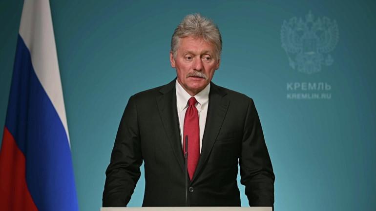 Հայաստանի համար գազի մատակարարման արտոնությունը Ռուսաստանի հաշվին է, դա ռուսական օգնությունն է եղբայրական երկրին: Այս մասին հայտարարել է ՌԴ նախագահի մամուլի քարտուղար Դմիտրի Պեսկովը, փոխանցում է ՌԻԱ «Նովոստին»:  «Արտոնությունը միշտ ինչ-որ մեկի հաշվին է։ Այսինքն՝ այն արտոնությունը, որ ստանում են հայերը, դա միշտ ինչ-որ մեկի հաշվին է, դա երկնքից չէ:  Դա Ռուսաստանի Դաշնության հաշվին է։ Սա իսկապես մեր ներդրումն է Հայաստանի զարգացման գործում՝ պայմանավորված այն հանգամանքով, որ դա հայ ժողովուրդն է, մեր եղբայրական ժ