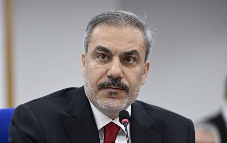 Թուրքիայի ԱԳ նախարար Հաքան Ֆիդանը նշել է, որ Թուրքիայի առաջնահերթությունը Իրանի և Միացյալ Նահանգների միջև հրադադարի պահպանումն է։ Այս մասին նա հայտարարել է իր գերմանացի գործընկեր Յոհան Վադեֆուլի հետ համատեղ մամուլի ասուլիսում։  Նրա խոսքով՝ ռազմական գործողությունների վերսկսումը լուրջ գլոբալ հետևանքներ կունենա։  «Մենք ցանկանում ենք հավատալ, որ և՛ Իրանը, և՛ Միացյալ Նահանգները հասկանում են սա և տեսնում են կայուն խաղաղության անհրաժեշտությունը», - հայտարարել է Թուրքիայի արտգործնախարարը։   Նա նշել է, որ բանակցությ