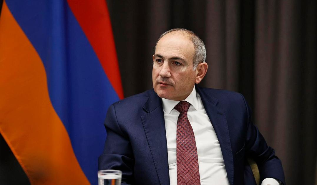 «Բանտային օրագիր. «Ցեղասպանության մեխանիկան»   20-ը օգոստոսի, 2009թ., «Երևան-Կենտրոն» ՔԿՀ  (հատված)   Դուք երբևէ մտածե՞լ եք, թե ցեղասպանությունը ցեղասպանված ժողովրդի ինչպիսի հատկանիշներ է ի ցույց դնում, մտածե՞լ եք, թե ինչպես է հնարավոր դառնում ցեղասպանությունը։  Սա հասկանալու համար հարկավոր է ցեղասպանության շաբլոն տեսարան պատկերացնել։ Տվյալ ազգի՝ սրի քաշվող միլիոնավոր ներկայացուցիչներ և տվյալ ազգի ուրիշ միլիոնավոր ներկայացուցիչներ, ովքեր անմռունչ սպասում են սրի քաշվելու իրենց հերթին։  Ավելի ճիշտ՝ չեն սպասու